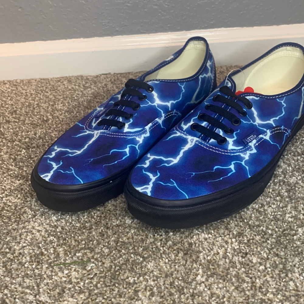 Black and blue lightning vans brand new